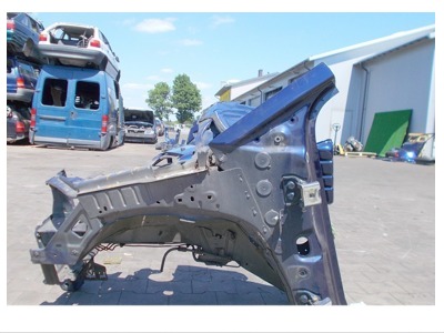 CITROEN C4 1.6 2005R 5D-чверть ліва передня