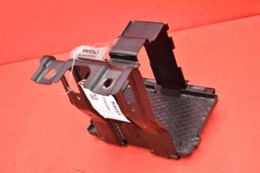 holder of the battery 1028668-00-D TESLA MODEL S PERFORMANCE LIFT 16-21