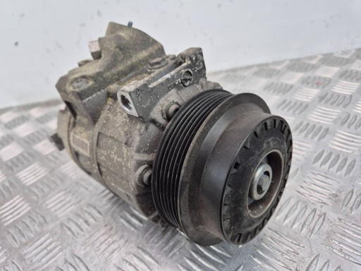 Mercedes C250 CGI W204 compressor; compressor of the air conditioning A0022304511