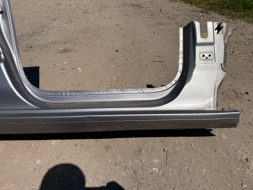 C4 Picasso II threshold bok pillar central quarter right right