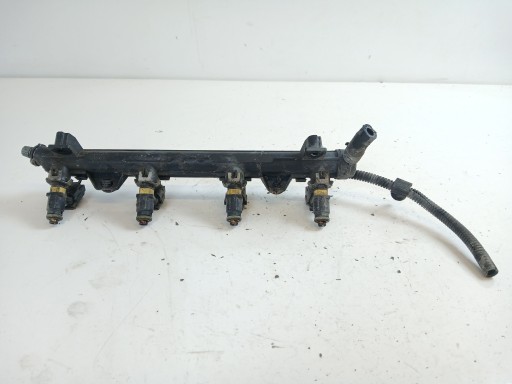 VW GOLF V SKODA FABIA II and 1.4 injection ramp 036906031AG