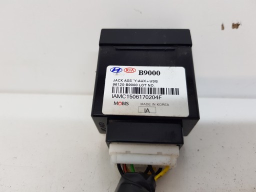 HYUNDAI I10 II Adapter, Stecker USB AUX 96120-B9000 2013