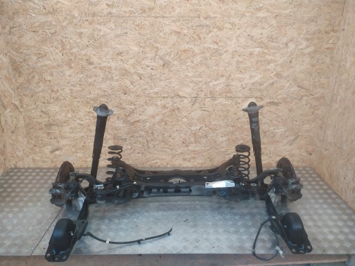 Vw 3q0505447a passat b8 задня підвіска балка люлька задній візок