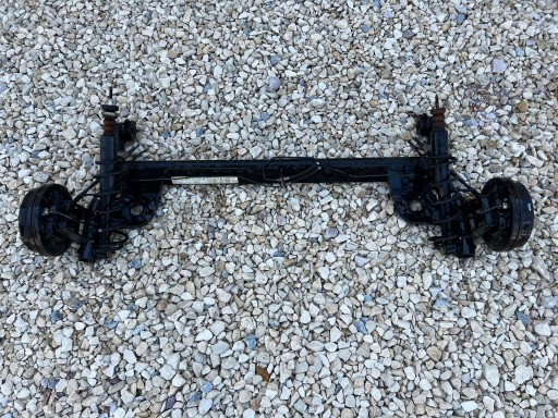 Suzuki swift mk6 agila b балка підвіски задній міст