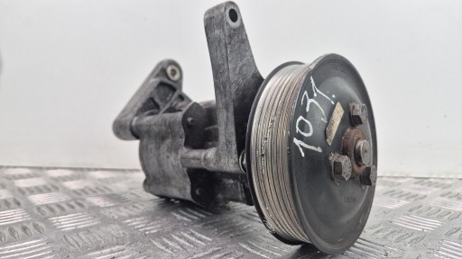 BMW X5 E70 xDrive 30d servo pump 679646303 N57D30A