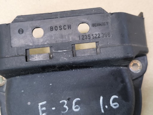 Verschlußstopfen Blende Abdeckung MASKOWNICA KOPULKI APARATU ZAPLONOWEGO BMW 3 E36 1.6 1.8B