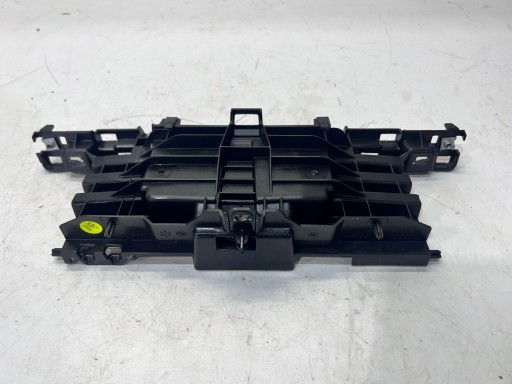Support plaque WYSWIETLACZA AUDI A4 B9 8W1857735
