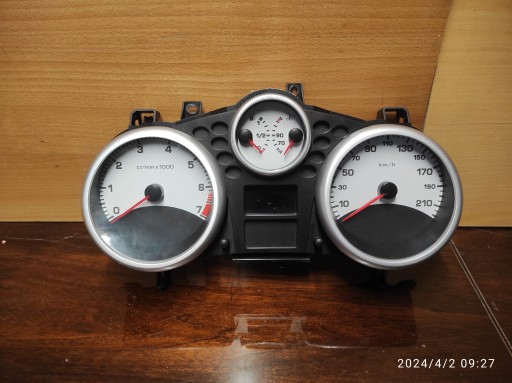 dials dials PEUGEOT 207 1.4 16V 9666132380