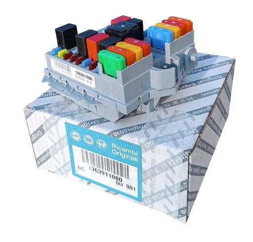 Блок запобіжників ducato boxer jumper 06-> 1363911080 новий оригінал