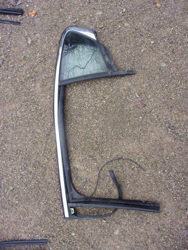 FORD FOCUS MK4 ПРОКЛАДКА ЗАДНЬОГО ВІКНА ЗАДНЯ ЛІВА