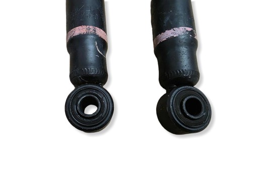 KOMPLET Amortiseurs PRZEDNICH Avant ISUZU GRAFTER M21 NQR NPR 8983409450
