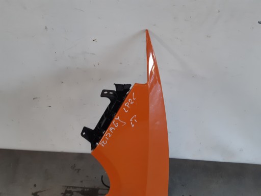 fender left LPZC Seat Ibiza 6L