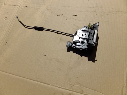 lock right rear part opel corsa d 13258267ER