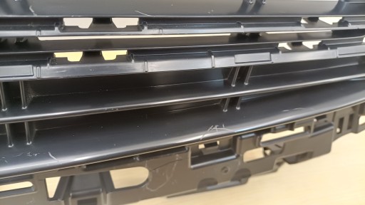 MERCEDES E-KLASA W214 maska rešetka A2148806001 K77/64
