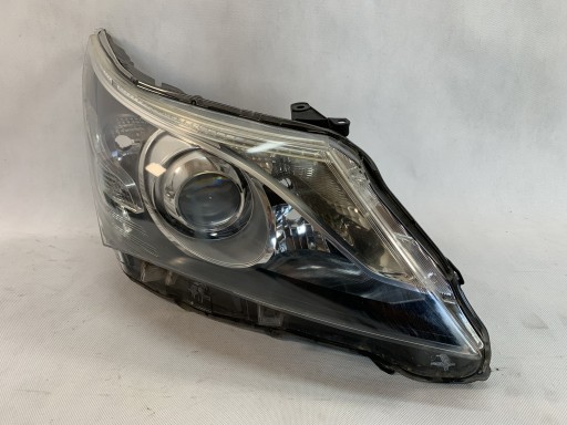 light right front reflektor Toyota Avensis T27 12-15r 10000-17685 07.26