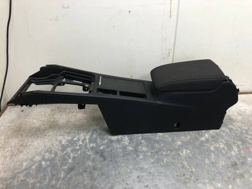 TUNEL central armrest VW PASSAT B8 3G0864089A 3G0862531