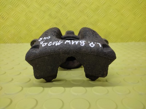 BMW 1 E87 2.0 D caliper left front