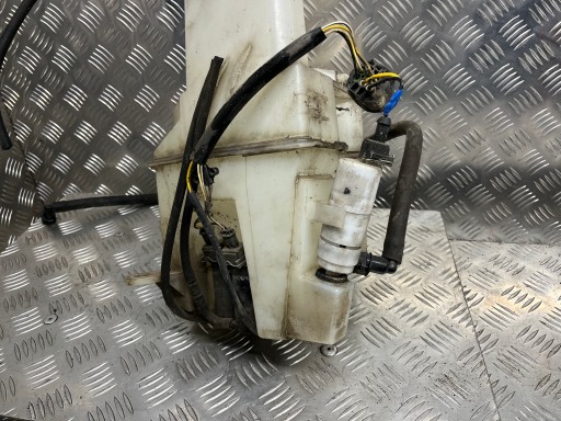 washer fluid tank VOLVO XC90