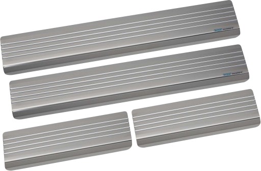 НАКЛАДКИ РАМКИ VOLKSWAGEN GOLF V PLUS / VI PLUS 2004-2008 / 2009-2014