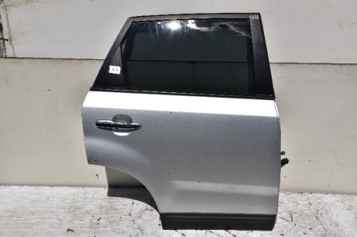 door right rear part KIA SORENTO II Przedlift 2009-2012 Kod lakieru: 3D