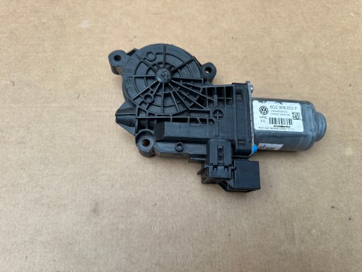 6Q - Vw polo мотор переднього лівого скла 6q2959802f vw240d2dls hw001 sw0145