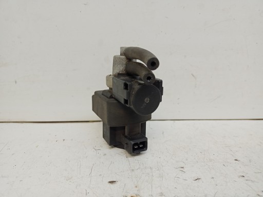 HYUNDAI i40 sensor valve vacual 72190316