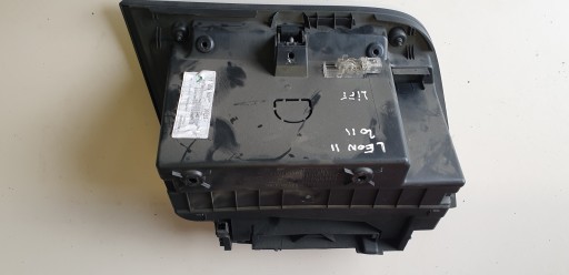 skrinka spolujazdca plato SEAT LEON II 2008- 1P1857103A CUPRA