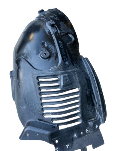 670032466DX - Maserati колісна арка 670005838