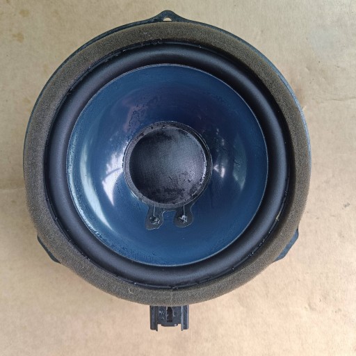 Ford Fiesta MK7 LIFT Z of the front speaker door przednich SONY