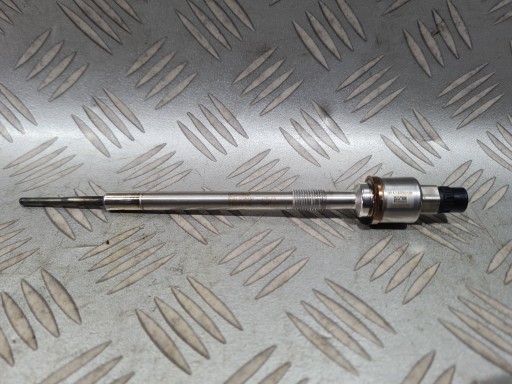 55590467 - Свеча накаливания с датчиком opel astra j insignia a zafira c 2.0 cdti