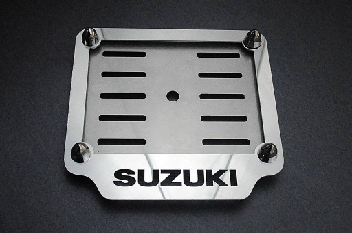 РАМКА НОМЕРНОГО ЗНАКА МОТОЦИКЛА SUZUKI