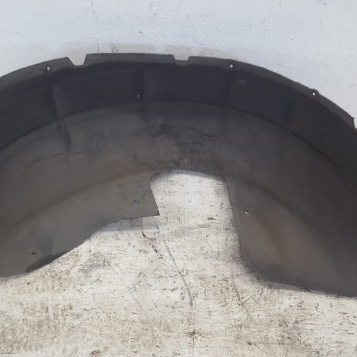 mudguard left rear. VOLVO XC90 and