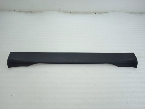 81760-J5000 - KIA STINGER GT НАКЛАДКА БАГАЖНИКА