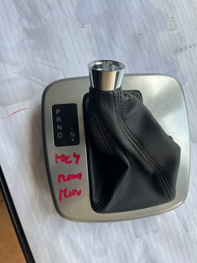 256030 - FORD MONDEO MK4 Li рамка сильфон шкіра автомат