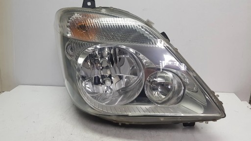light front right Mercedes Sprinter W906 06