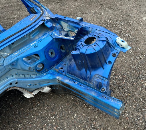 Cwiarka quarter left front left front Chevrolet Camaro 2016+