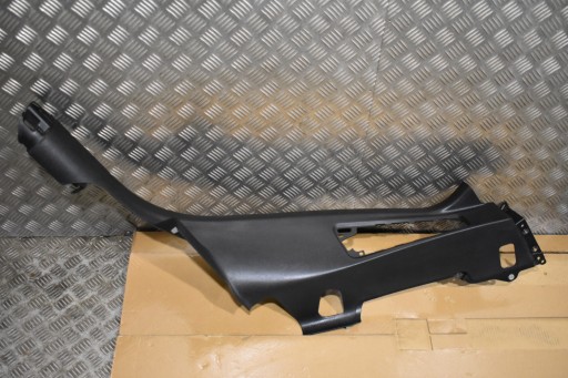 IDEALNA cover SLUPKA D right PORSCHE MACAN 1