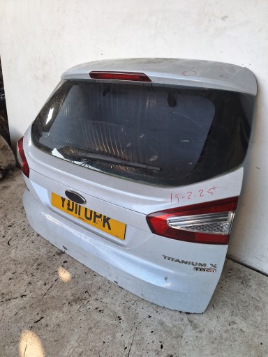 FORD MONDEO MK4 LIFT 10-14 boot door KOMBI F6