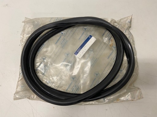 A9016740120 - Прокладка стекла MERCEDES SPRINTER W903