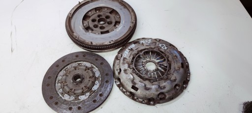 kvačilo kotač DWUMAS AUDI VW 2.0 TDI 03L105266J *2