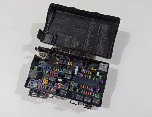 68137439AC, 68137439AC - Блок предохранителей dodge ram 1500 3.6 v6 2013-