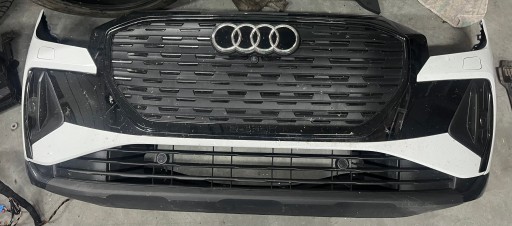 Передний бампер audi q4 e-tron ls9r
