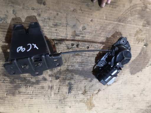 ЗАМОК БАГАЖНИКА VOLVO XC90 31349975