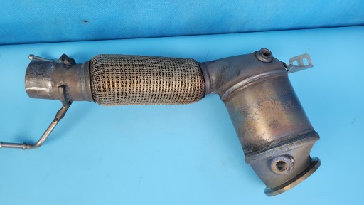 BMW F48 x1 Каталітичний нейтралізатор 8616303