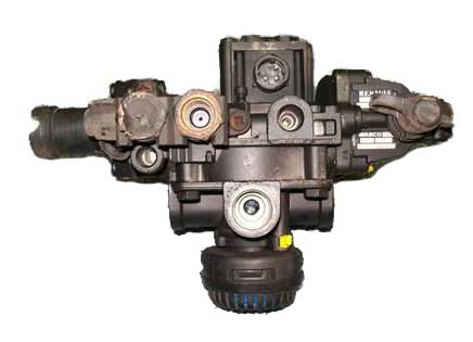 КЛАПАН ТОРМОЗНОЙ RENAULT MIDLUM DXI 4757215000