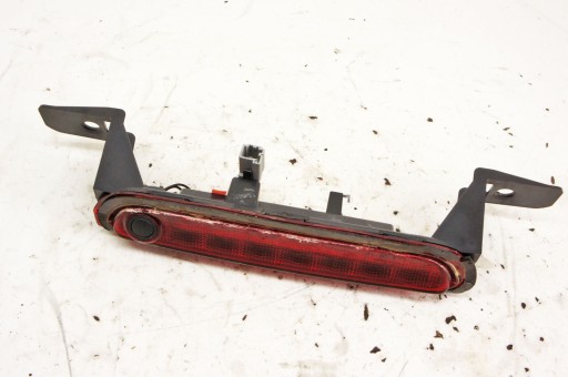 Lo051 lancia thema третий стоп-сигнал