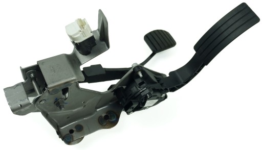 180029347R, 465013423R - Педаль акселератора и тормоза Renault Clio IV