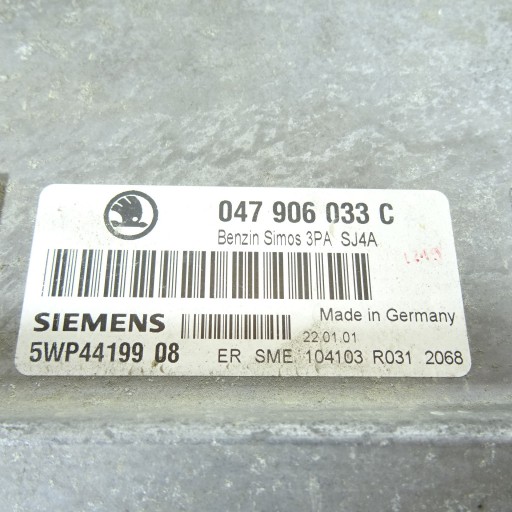 SKODA FABIA e 1.4B centralina motore 047906033C