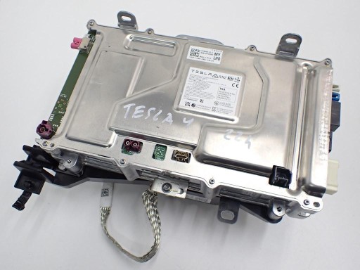 1684435-00 - Модуль контролера комп'ютер автопілот 1684435-00-d tesla model y 22r