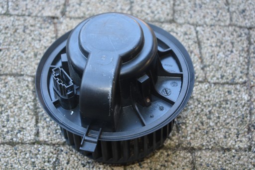 ВЕНТИЛЯТОР ЗАДНЕГО ВЕНТИЛЯТОРА VW SHARAN 7N0816004B